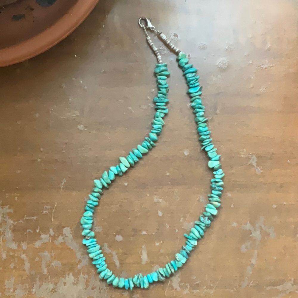 Turquoise chip necklace - Picture 4 of 4